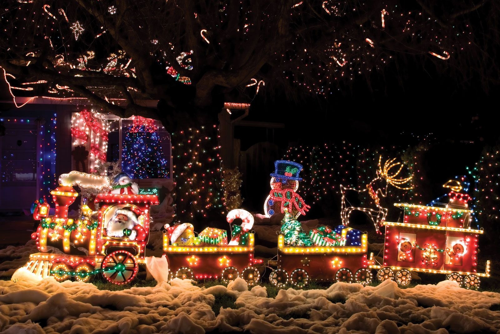 Christmas Origin Definition Traditions History Facts Britannica Christmas Origin Definition Traditions History Facts Britannica