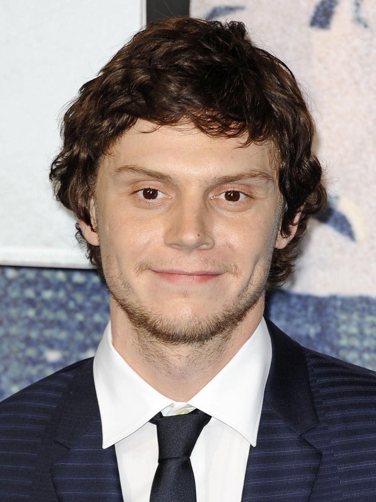 Evan Peters AlloCin Evan Peters AlloCin